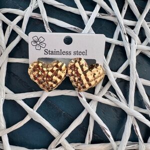 18K Gold Plated SS Heart Earrings